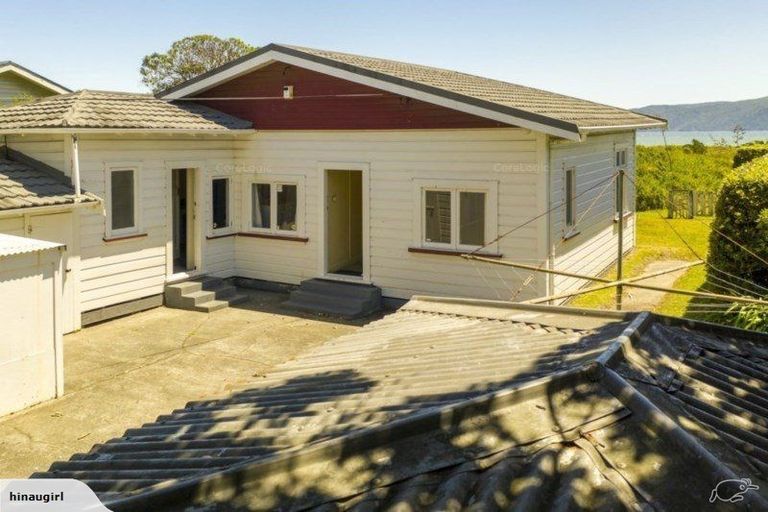 Photo of property in 37 Manly Street, Paraparaumu Beach, Paraparaumu, 5032