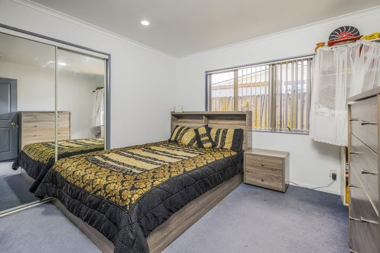 Photo of property in 64a Robertson Road, Favona, Auckland, 2024