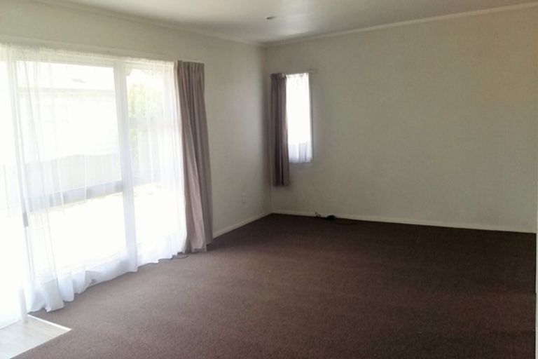 Photo of property in 2/22 Takanini School Road, Takanini, 2112