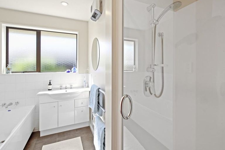 Photo of property in 10 Ben Nevis Drive, Broomfield, Christchurch, 8042