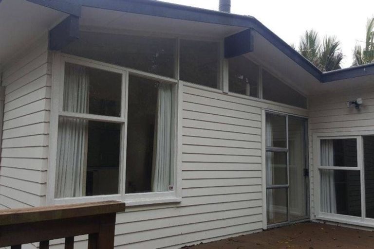 Photo of property in 70 Weldene Avenue, Glenfield, Auckland, 0629