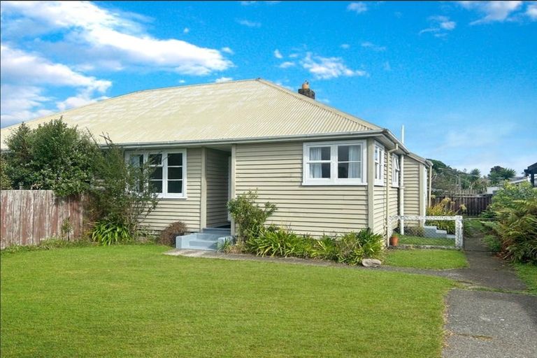 Photo of property in 46/48 Domett Street, Westport, 7825