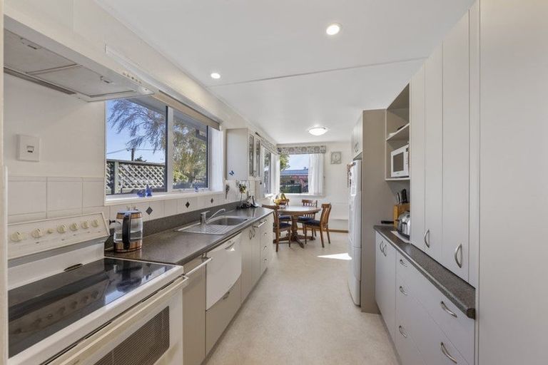 Photo of property in 5 Leacroft Street, Bishopdale, Christchurch, 8053