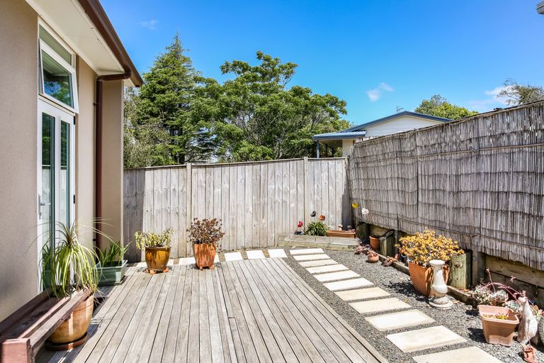 Photo of property in 7 Merlot Lane, Pukekohe, 2120