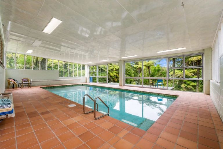 Photo of property in 18 Steam Hauler Track, Waitakere, Henderson, 0782