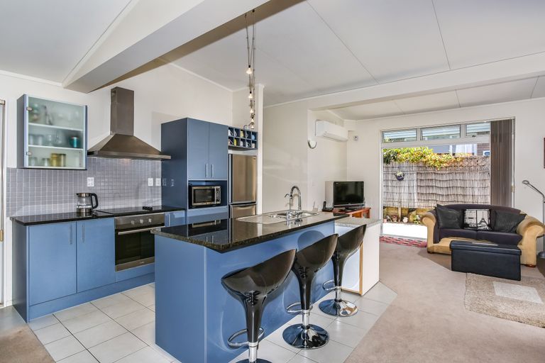 Photo of property in 7 Merlot Lane, Pukekohe, 2120