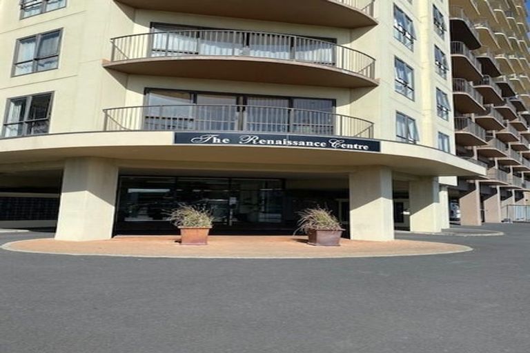 Photo of property in 5j/18 Ronwood Avenue, Manukau, Auckland, 2104