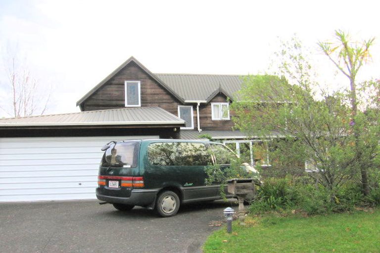 Photo of property in 69 Waipuia Place, Greenhithe, Auckland, 0632