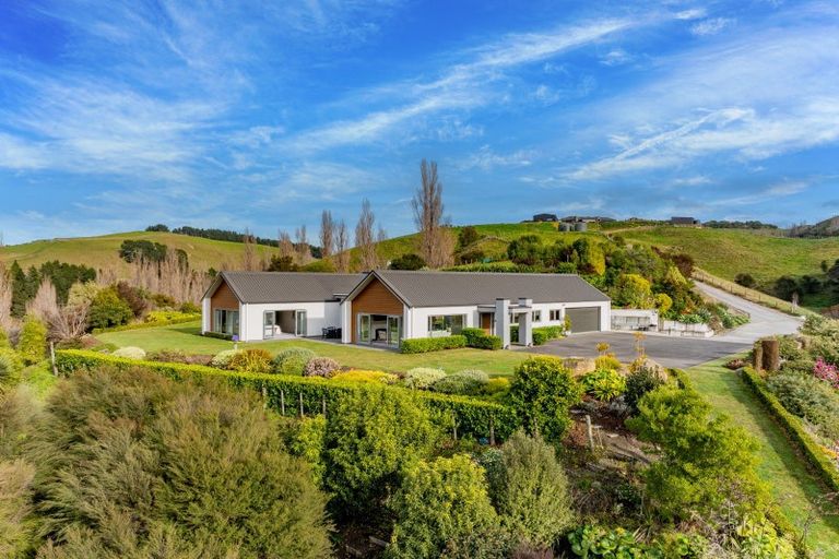 Photo of property in 37 Lopdell Lane, Eskdale, Napier, 4182