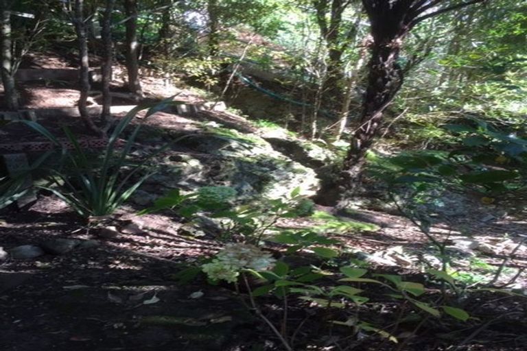 Photo of property in 36 Curtis Street, Northland, Wellington, 6012