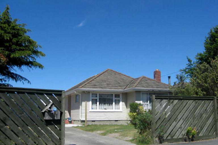 Photo of property in 29 Reginald Street, Burwood, Christchurch, 8083