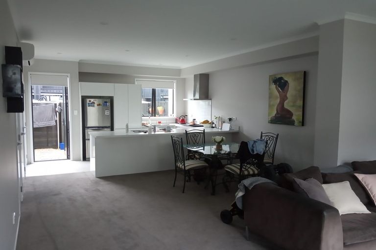 Photo of property in 9 Piko Lane, Hobsonville, Auckland, 0616