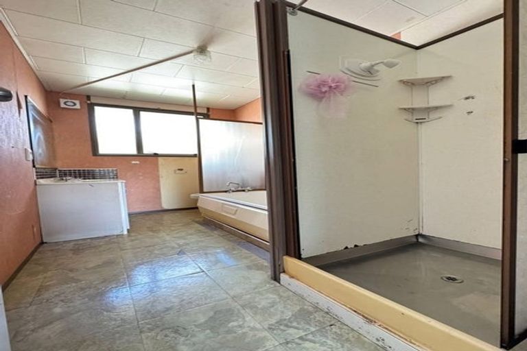 Photo of property in 55 Great South Road, Takanini, 2112