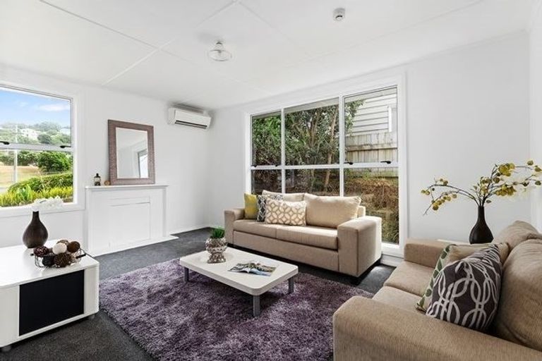 Photo of property in 55 Piko Street, Titahi Bay, Porirua, 5022