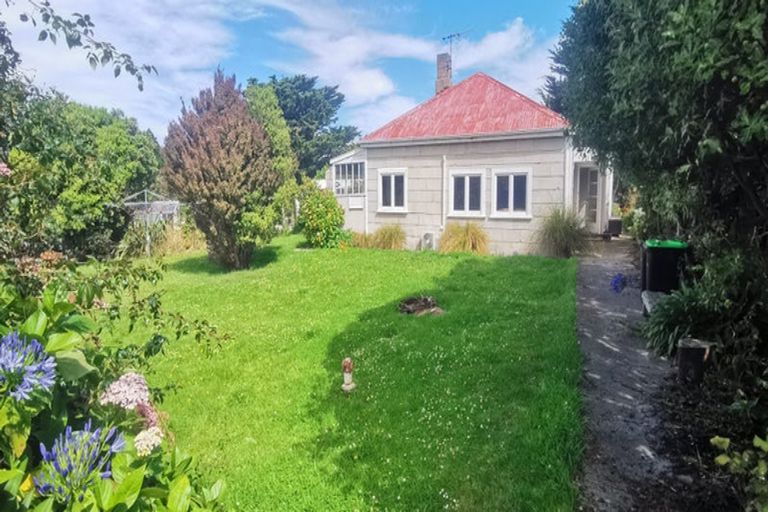 Photo of property in 43 Meridian Street, Port Chalmers, 9023