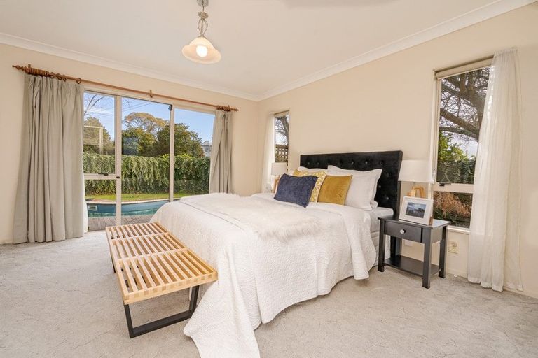 Photo of property in 117 Hall Street, Cambridge, 3434