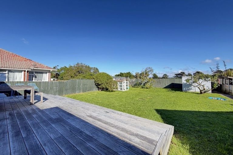 Photo of property in 25 Pirie Crescent, Moera, Lower Hutt, 5010