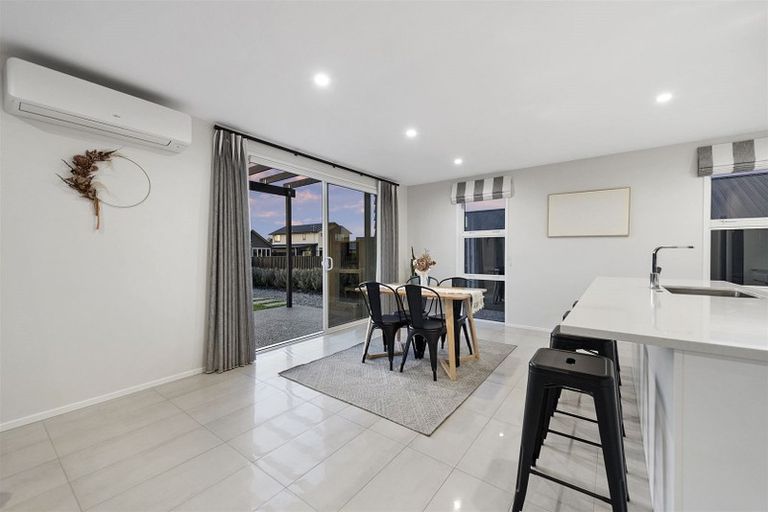 Photo of property in 7 Lavinias Way, Chartwell, Hamilton, 3210