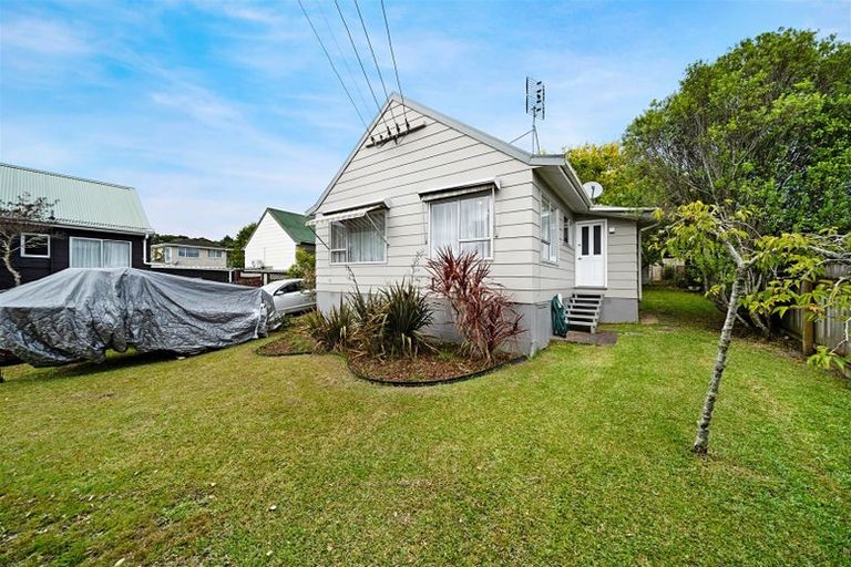 Photo of property in 3/1 Pimento Place, New Lynn, Auckland, 0600