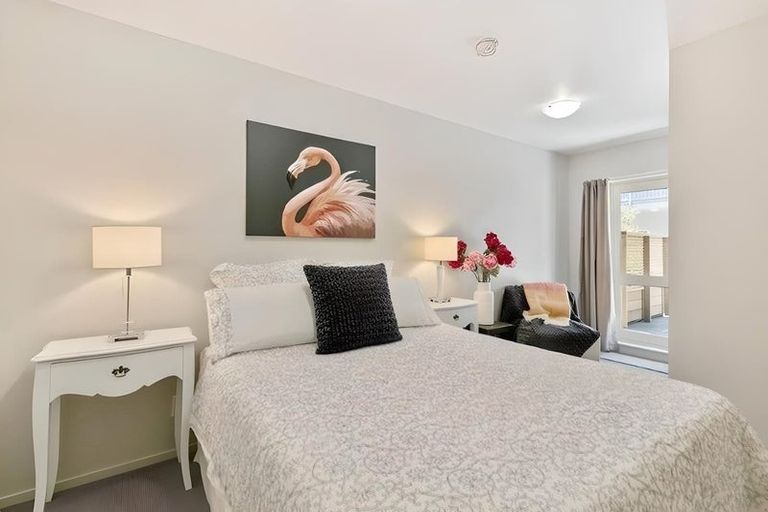 Photo of property in Luxford Villas, 109/72u Herald Street, Berhampore, Wellington, 6023