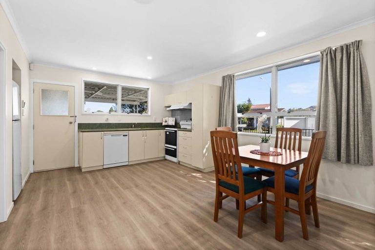 Photo of property in 30 Chester Street, Taradale, Napier, 4112