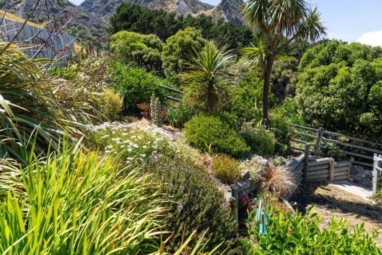 Photo of property in 4 Ben Avon Grove, Cape Palliser, Featherston, 5772