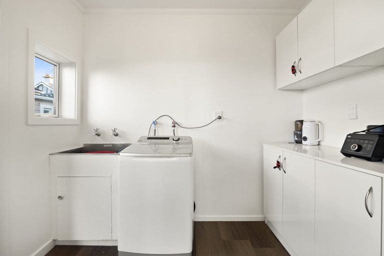 Photo of property in 3 Moana Crescent, Musselburgh, Dunedin, 9013