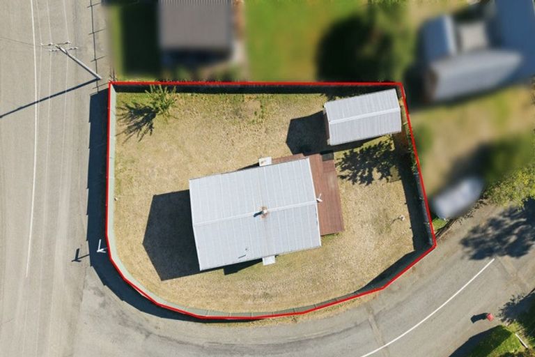 Photo of property in 11 Waitaki Drive East, Otematata, 9412