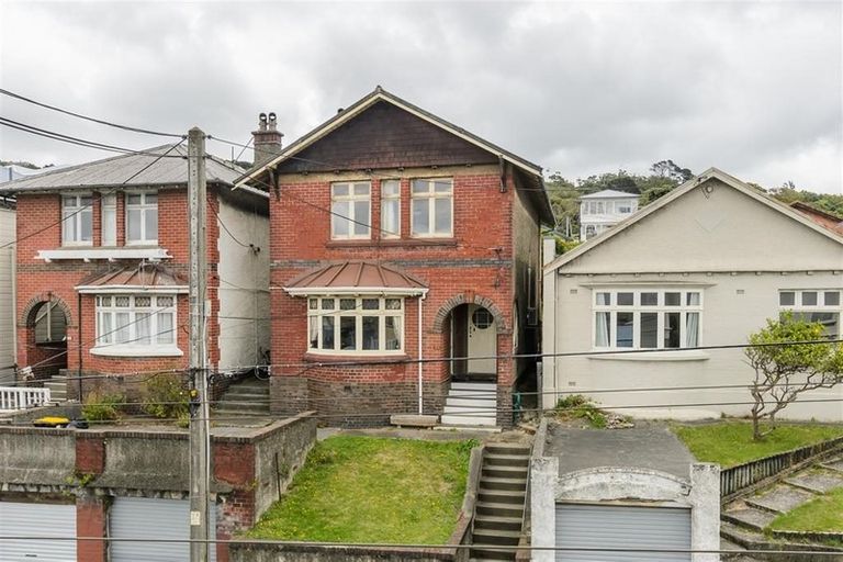 Photo of property in 94 Wallace Street, Mount Cook, Wellington, 6021