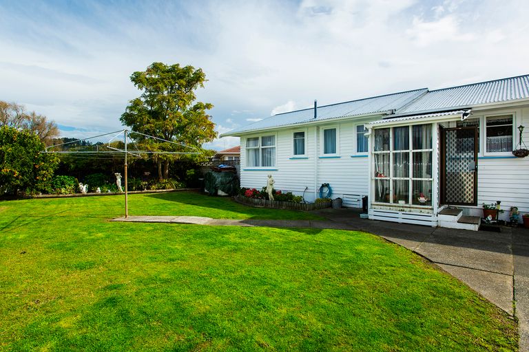 Photo of property in 15 Porter Street, Outer Kaiti, Gisborne, 4010