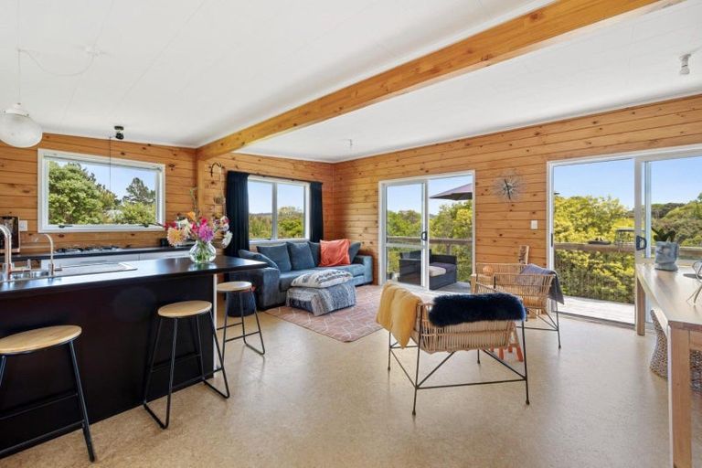 Photo of property in 11 Ash Grove Circle, Haruru, 0204