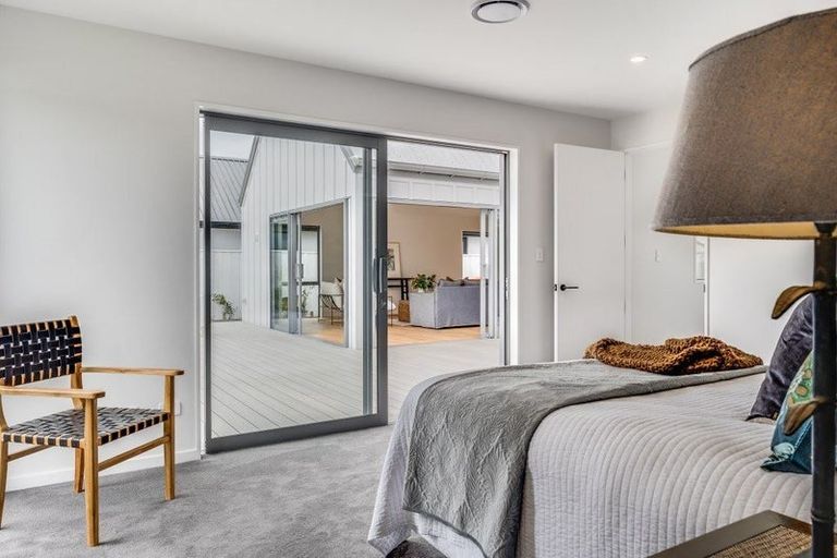 Photo of property in 5 Frank Ernest Crescent, Prebbleton, 7604