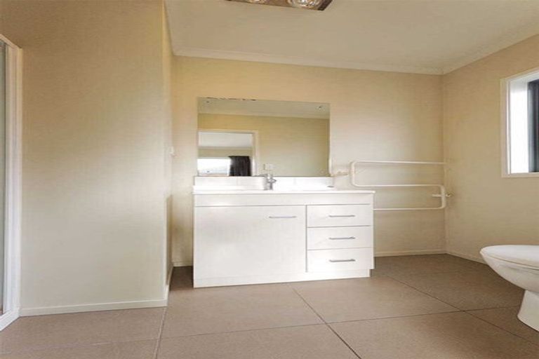 Photo of property in 8 Webster Road, Wigram, Christchurch, 8042