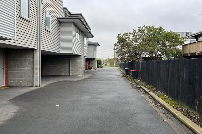 Photo of property in 172f Edgeware Road, Edgeware, Christchurch, 8013