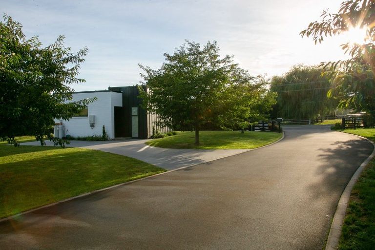 Photo of property in 1/45 Saint Kilda Road, Cambridge, 3434