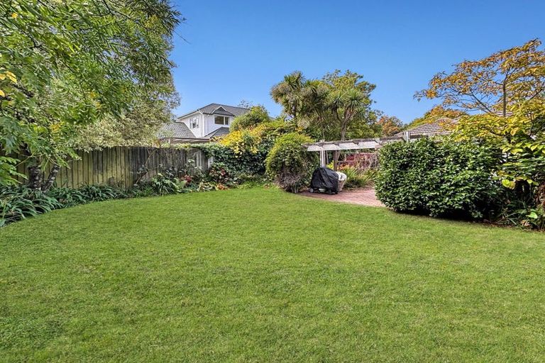 Photo of property in 2/49 Ashgrove Terrace, Somerfield, Christchurch, 8024