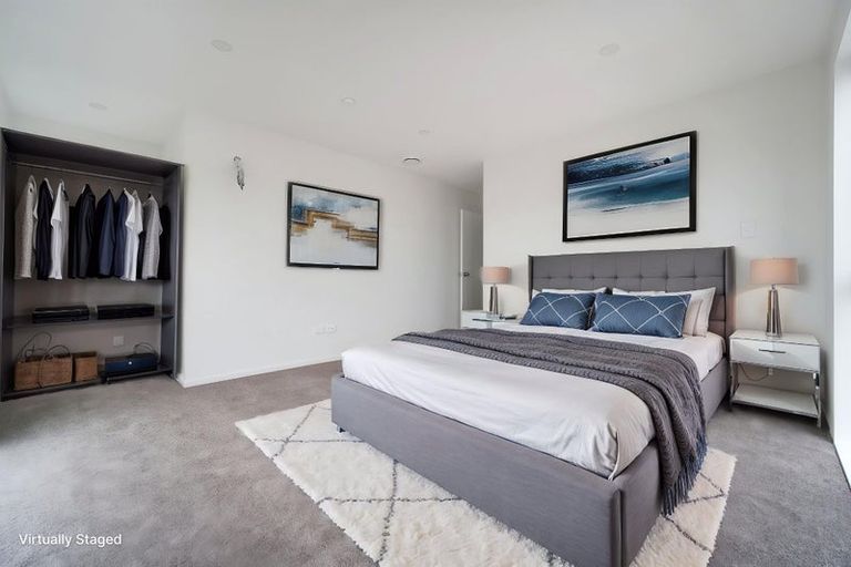 Photo of property in 8 Tiraumea Drive, Pakuranga, Auckland, 2010