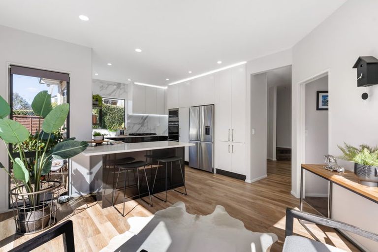 Photo of property in 10 Advance Way, Albany, Auckland, 0632