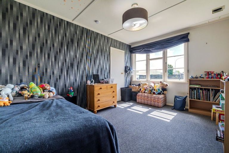 Photo of property in 84 Vogel Street, Roslyn, Palmerston North, 4414