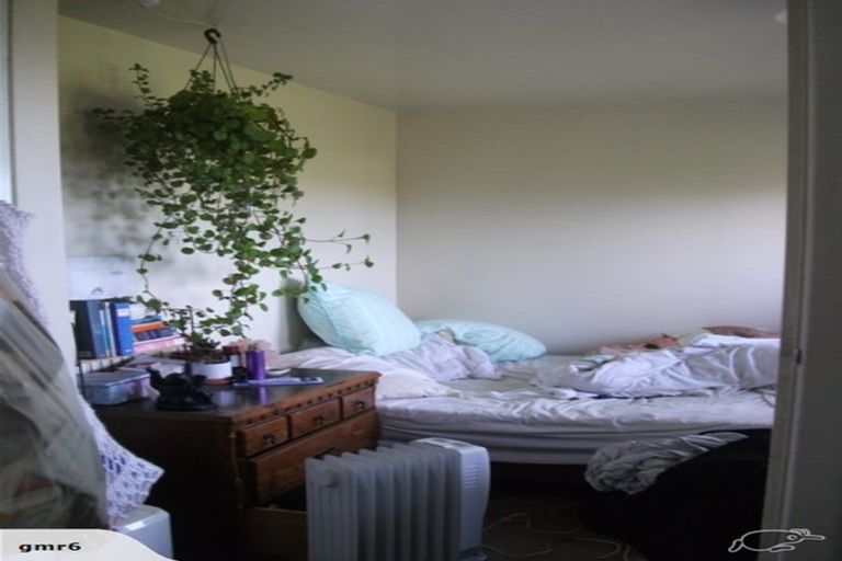 Photo of property in 6 Thorby Street, Northland, Wellington, 6012