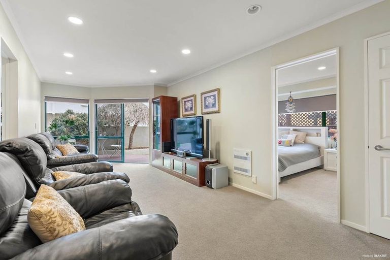 Photo of property in 3/43 The Parade, Bucklands Beach, Auckland, 2012