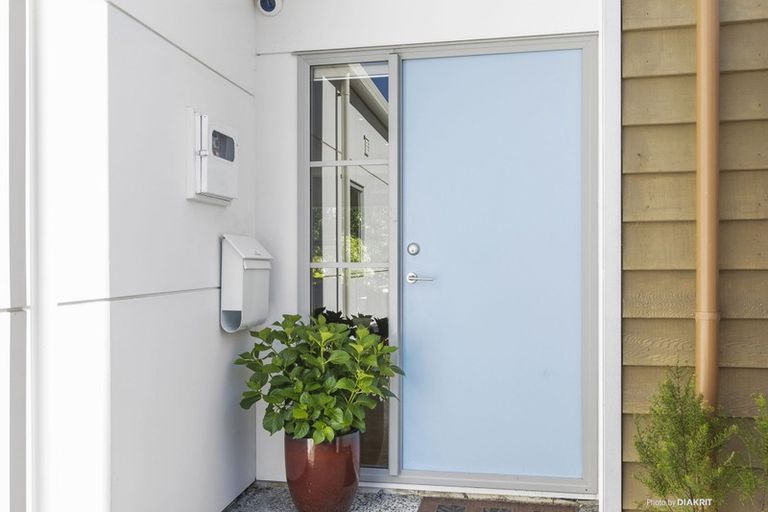 Photo of property in 63 Saddleback Grove, Karori, Wellington, 6012