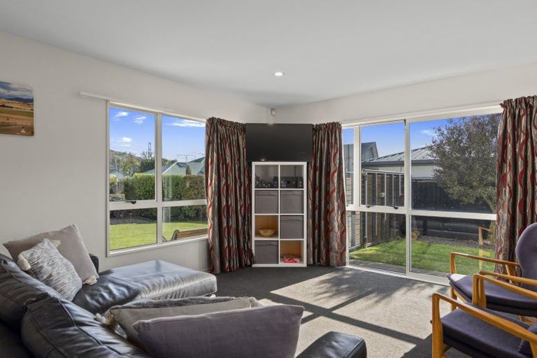 Photo of property in 7 Castleview Lane, Heathcote Valley, Christchurch, 8022