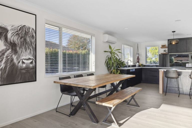 Photo of property in 28 Kelly Road, Cambridge, 3434