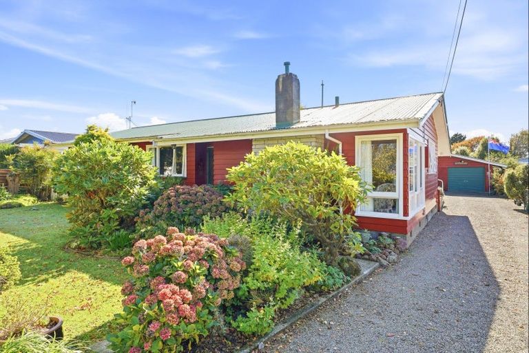Photo of property in 22 Tararua Street, Pahiatua, 4910