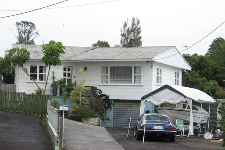 Photo of property in 10 Christina Avenue, Te Atatu South, Auckland, 0602