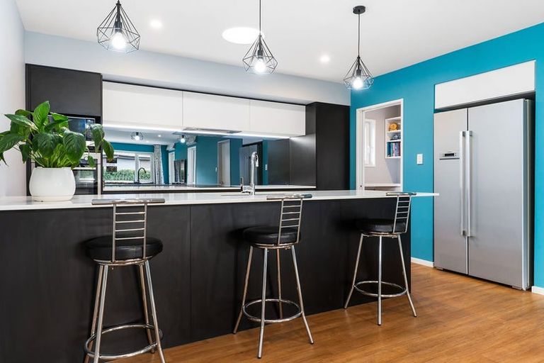 Photo of property in 37 Billington Drive, Halswell, Christchurch, 8025