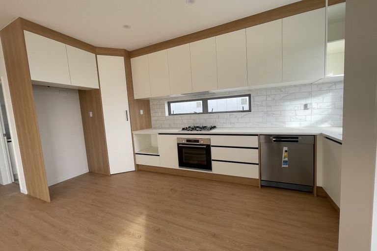 Photo of property in 3 Mata Road, Massey, Auckland, 0614