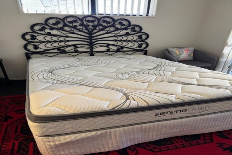 Photo of property in 714a Massey Road, Mangere, Auckland, 2022