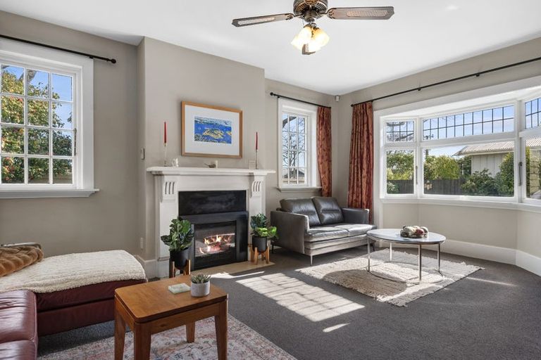 Photo of property in 2 Kenwyn Avenue, St Albans, Christchurch, 8052